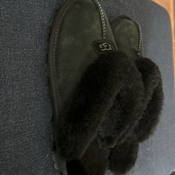 NWOT UGG Black Scuffette Size 10 - Picture 4 of 4